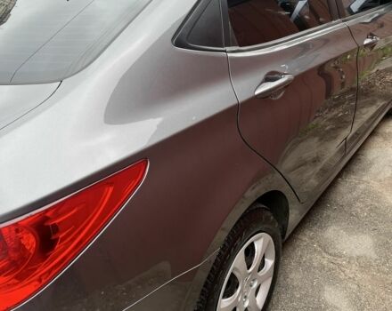 Сірий Хендай Акцент, об'ємом двигуна 1.4 л та пробігом 155 тис. км за 9000 $, фото 2 на Automoto.ua