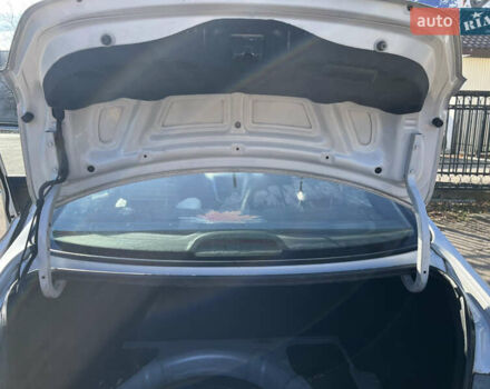 Сірий Хендай Акцент, об'ємом двигуна 1.4 л та пробігом 251 тис. км за 6200 $, фото 12 на Automoto.ua