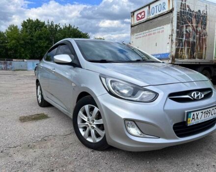 Серый Хендай Акцент, объемом двигателя 1.6 л и пробегом 212 тыс. км за 6600 $, фото 2 на Automoto.ua