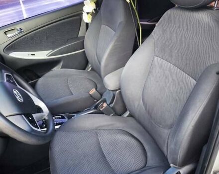 Серый Хендай Акцент, объемом двигателя 1.6 л и пробегом 152 тыс. км за 7699 $, фото 22 на Automoto.ua