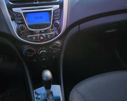 Серый Хендай Акцент, объемом двигателя 1.6 л и пробегом 152 тыс. км за 7699 $, фото 20 на Automoto.ua