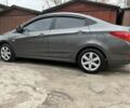 Сірий Хендай Акцент, об'ємом двигуна 1.4 л та пробігом 155 тис. км за 9000 $, фото 3 на Automoto.ua