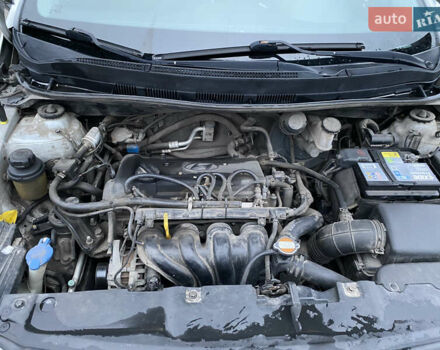 Серый Хендай Акцент, объемом двигателя 1.4 л и пробегом 170 тыс. км за 6800 $, фото 18 на Automoto.ua