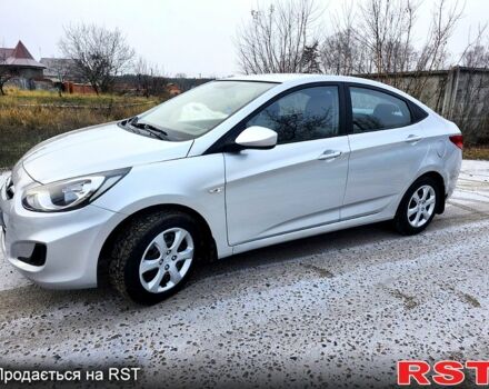 Серый Хендай Акцент, объемом двигателя 1.4 л и пробегом 150 тыс. км за 6550 $, фото 4 на Automoto.ua