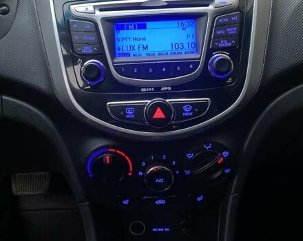 Серый Хендай Акцент, объемом двигателя 1.4 л и пробегом 128 тыс. км за 7990 $, фото 14 на Automoto.ua