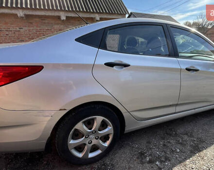 Сірий Хендай Акцент, об'ємом двигуна 1.4 л та пробігом 251 тис. км за 6200 $, фото 4 на Automoto.ua