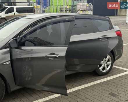 Серый Хендай Акцент, объемом двигателя 1.4 л и пробегом 230 тыс. км за 6500 $, фото 20 на Automoto.ua