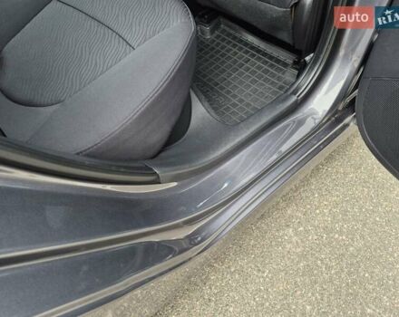 Серый Хендай Акцент, объемом двигателя 1.6 л и пробегом 90 тыс. км за 9650 $, фото 47 на Automoto.ua