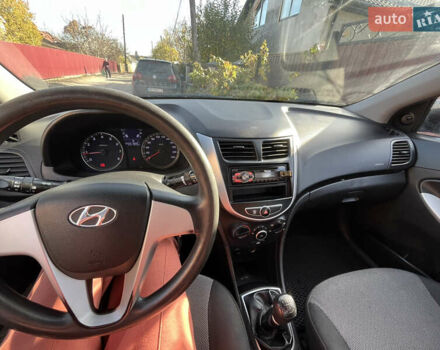 Сірий Хендай Акцент, об'ємом двигуна 1.4 л та пробігом 251 тис. км за 6200 $, фото 21 на Automoto.ua