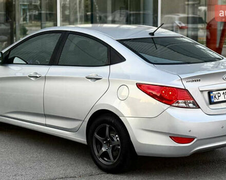 Серый Хендай Акцент, объемом двигателя 1.6 л и пробегом 124 тыс. км за 8500 $, фото 10 на Automoto.ua