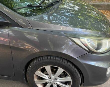 Сірий Хендай Акцент, об'ємом двигуна 1.6 л та пробігом 104 тис. км за 8300 $, фото 13 на Automoto.ua