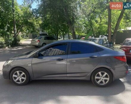 Сірий Хендай Акцент, об'ємом двигуна 1.4 л та пробігом 370 тис. км за 6200 $, фото 3 на Automoto.ua
