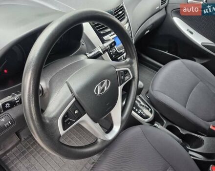 Серый Хендай Акцент, объемом двигателя 1.6 л и пробегом 90 тыс. км за 9650 $, фото 29 на Automoto.ua