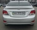Серый Хендай Акцент, объемом двигателя 1.4 л и пробегом 220 тыс. км за 7000 $, фото 3 на Automoto.ua