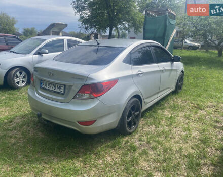 Серый Хендай Акцент, объемом двигателя 1.59 л и пробегом 160 тыс. км за 7300 $, фото 2 на Automoto.ua