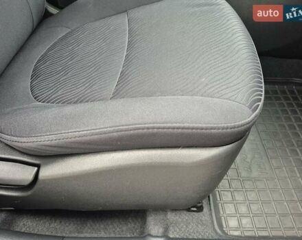 Серый Хендай Акцент, объемом двигателя 1.6 л и пробегом 90 тыс. км за 9650 $, фото 51 на Automoto.ua