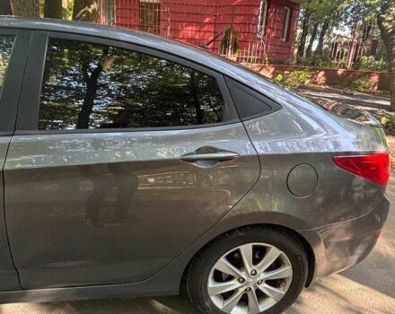 Сірий Хендай Акцент, об'ємом двигуна 1.6 л та пробігом 104 тис. км за 8300 $, фото 5 на Automoto.ua