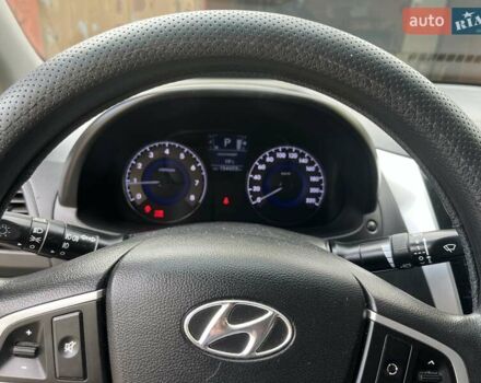 Сірий Хендай Акцент, об'ємом двигуна 1.4 л та пробігом 158 тис. км за 9000 $, фото 6 на Automoto.ua