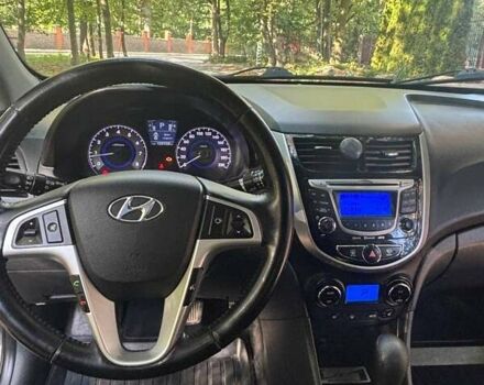 Серый Хендай Акцент, объемом двигателя 1.6 л и пробегом 105 тыс. км за 8300 $, фото 18 на Automoto.ua