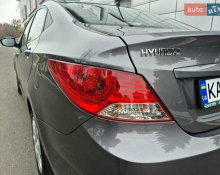 Серый Хендай Акцент, объемом двигателя 1.6 л и пробегом 90 тыс. км за 9650 $, фото 19 на Automoto.ua