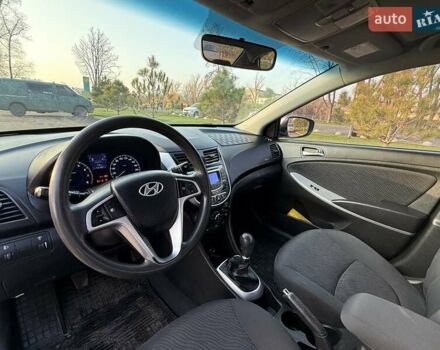 Серый Хендай Акцент, объемом двигателя 1.4 л и пробегом 141 тыс. км за 6900 $, фото 18 на Automoto.ua