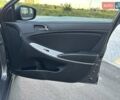 Хендай Акцент 2013 у Києві на Automoto.ua Сірий Хендай Акцент, об'ємом двигуна 1.4 л та пробігом 105 тис. км за 7999 $, фото 18 на Automoto.ua