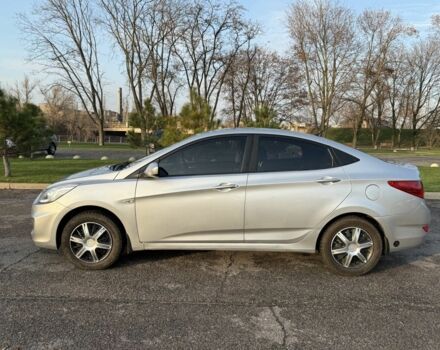 Серый Хендай Акцент, объемом двигателя 1.4 л и пробегом 142 тыс. км за 6900 $, фото 9 на Automoto.ua