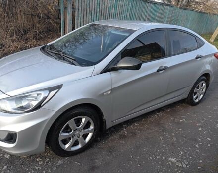 Серый Хендай Акцент, объемом двигателя 1.4 л и пробегом 111 тыс. км за 8100 $, фото 2 на Automoto.ua