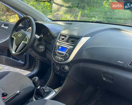 Сірий Хендай Акцент, об'ємом двигуна 1.4 л та пробігом 120 тис. км за 6700 $, фото 34 на Automoto.ua