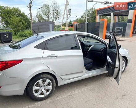 Хендай Акцент 2013 в Киеве на Automoto.ua Серый Хендай Акцент, объемом двигателя 1.4 л и пробегом 104 тыс. км за 7900 $, фото 13 на Automoto.ua