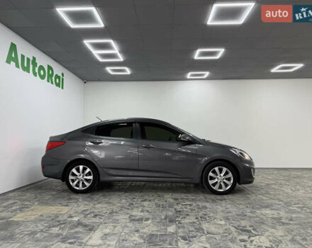 Сірий Хендай Акцент, об'ємом двигуна 1.59 л та пробігом 111 тис. км за 10500 $, фото 2 на Automoto.ua