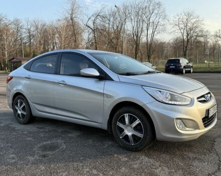 Серый Хендай Акцент, объемом двигателя 1.4 л и пробегом 142 тыс. км за 6900 $, фото 7 на Automoto.ua