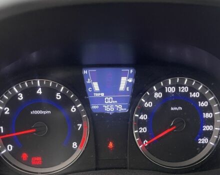 Сірий Хендай Акцент, об'ємом двигуна 1.4 л та пробігом 76 тис. км за 8600 $, фото 2 на Automoto.ua