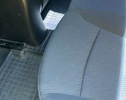 Сірий Хендай Акцент, об'ємом двигуна 1.4 л та пробігом 76 тис. км за 8599 $, фото 25 на Automoto.ua