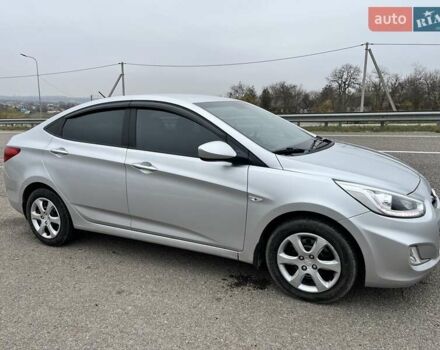 Серый Хендай Акцент, объемом двигателя 1.4 л и пробегом 160 тыс. км за 7800 $, фото 9 на Automoto.ua