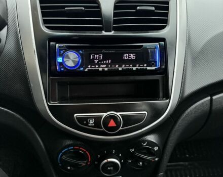 Серый Хендай Акцент, объемом двигателя 1.4 л и пробегом 191 тыс. км за 5450 $, фото 17 на Automoto.ua