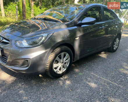 Сірий Хендай Акцент, об'ємом двигуна 1.4 л та пробігом 120 тис. км за 6700 $, фото 27 на Automoto.ua