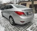 Серый Хендай Акцент, объемом двигателя 1.6 л и пробегом 153 тыс. км за 7600 $, фото 5 на Automoto.ua