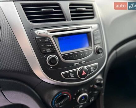 Сірий Хендай Акцент, об'ємом двигуна 1.4 л та пробігом 93 тис. км за 9990 $, фото 21 на Automoto.ua