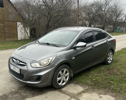 Серый Хендай Акцент, объемом двигателя 1.4 л и пробегом 200 тыс. км за 5750 $, фото 2 на Automoto.ua