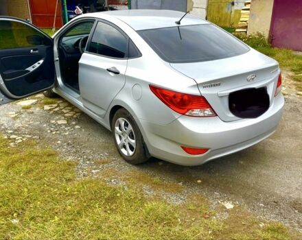 Сірий Хендай Акцент, об'ємом двигуна 1.4 л та пробігом 76 тис. км за 8600 $, фото 3 на Automoto.ua