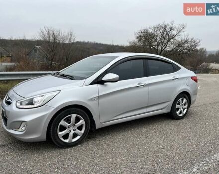 Серый Хендай Акцент, объемом двигателя 1.4 л и пробегом 160 тыс. км за 7800 $, фото 10 на Automoto.ua
