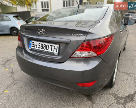 Хендай Акцент 2013 в Одессе на Automoto.ua Серый Хендай Акцент, объемом двигателя 1.4 л и пробегом 188 тыс. км за 5999 $, фото 9 на Automoto.ua