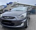 Сірий Хендай Акцент, об'ємом двигуна 1.4 л та пробігом 76 тис. км за 8599 $, фото 3 на Automoto.ua
