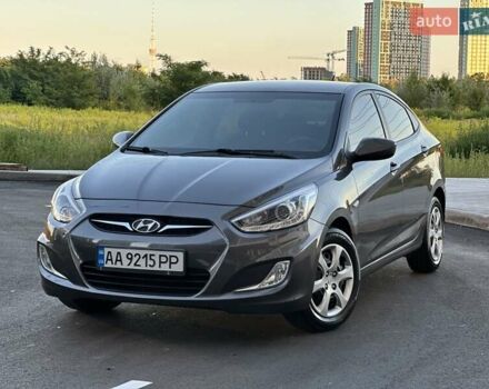 Хендай Акцент 2013 у Києві на Automoto.ua Сірий Хендай Акцент, об'ємом двигуна 1.4 л та пробігом 105 тис. км за 7999 $, фото 1 на Automoto.ua