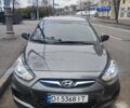 Серый Хендай Акцент, объемом двигателя 1.4 л и пробегом 134 тыс. км за 7100 $, фото 1 на Automoto.ua