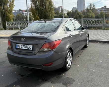 Хендай Акцент 2013 в Киеве на Automoto.ua Серый Хендай Акцент, объемом двигателя 0 л и пробегом 170 тыс. км за 5600 $, фото 2 на Automoto.ua