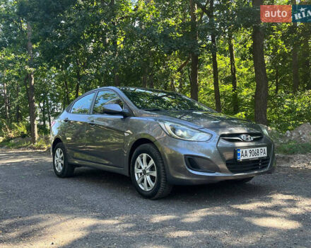 Сірий Хендай Акцент, об'ємом двигуна 1.4 л та пробігом 120 тис. км за 6700 $, фото 6 на Automoto.ua