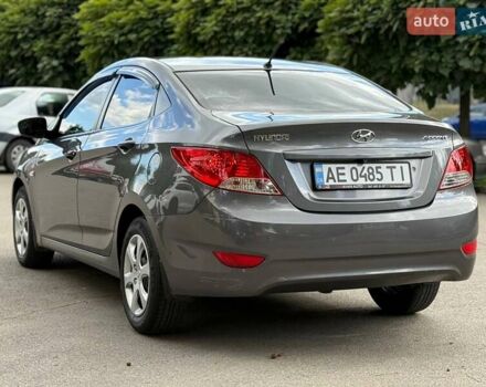 Сірий Хендай Акцент, об'ємом двигуна 1.4 л та пробігом 93 тис. км за 9990 $, фото 4 на Automoto.ua