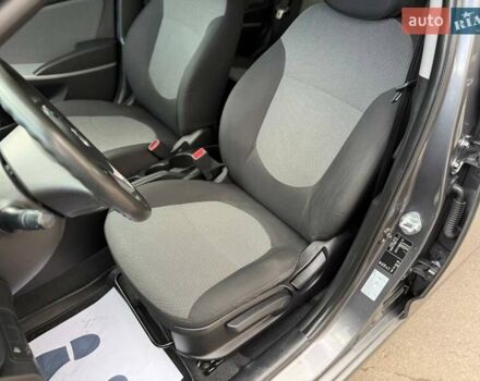 Сірий Хендай Акцент, об'ємом двигуна 1.4 л та пробігом 93 тис. км за 9990 $, фото 14 на Automoto.ua